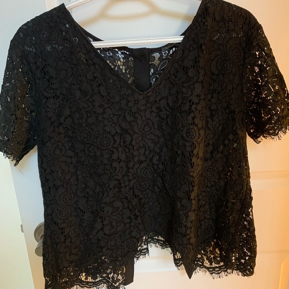 Lace crop top - Picture 2 of 2